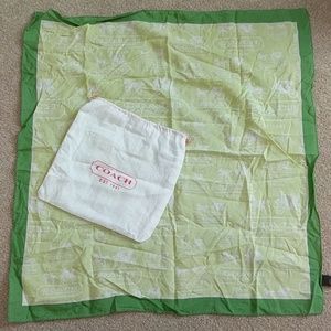 COACH green handkerchief with dust bag